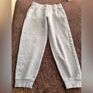 Lululemon Scuba High-Rise Jogger
*Full Length
Utility Blue
Size 8